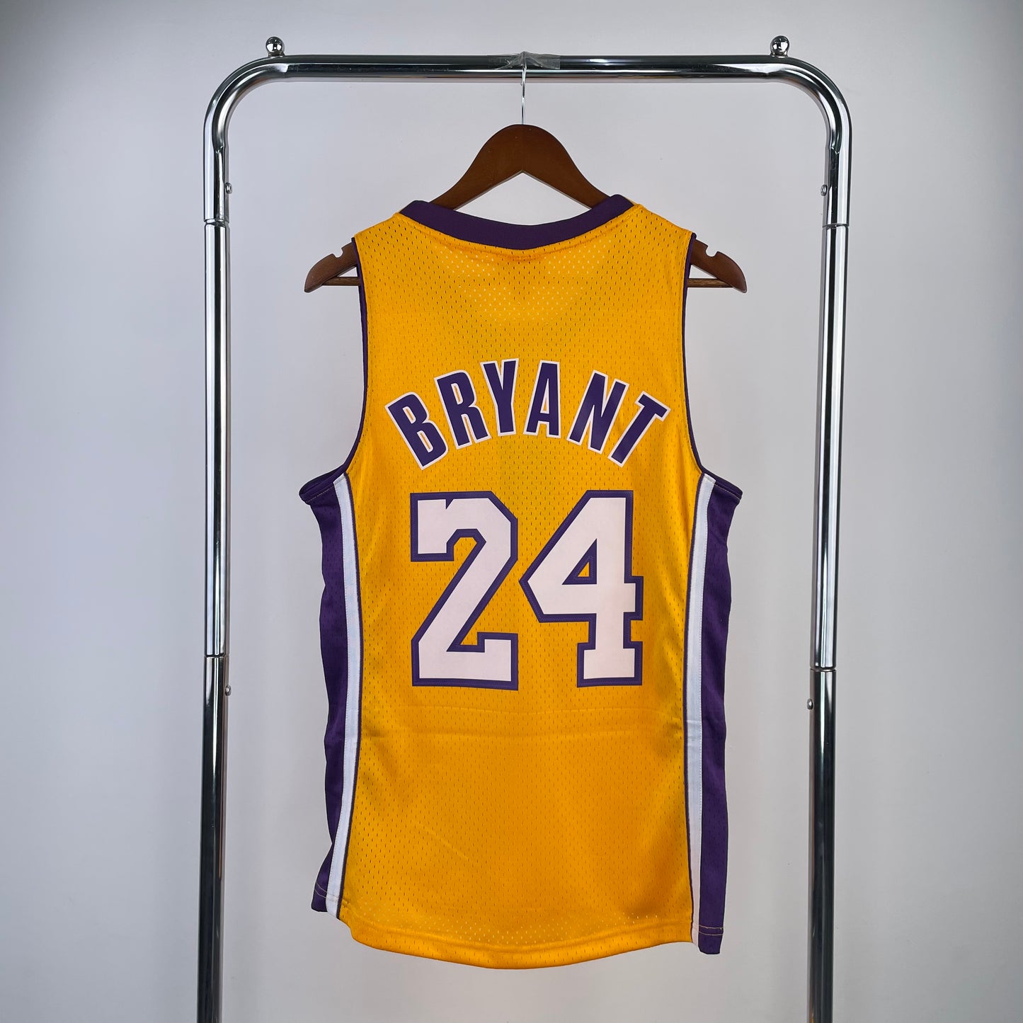 Los Angeles Lakers 2008-09 Kobe Bryant Gold Mitchell & Ness Hardwood Classics Swingman Jersey