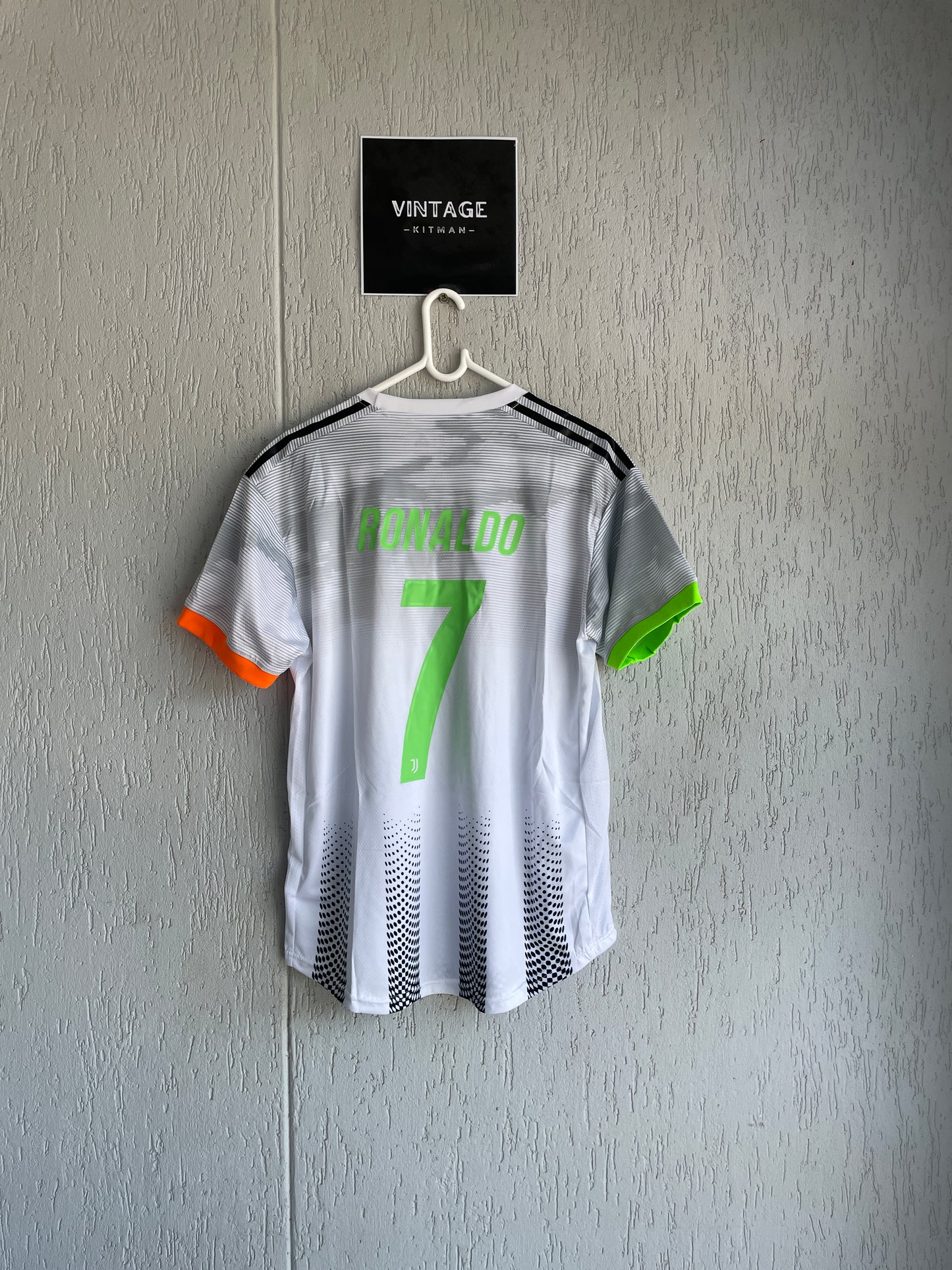 Juventus x Palace 2019-20 Fourth Jersey #7 RONALDO (L/XL)