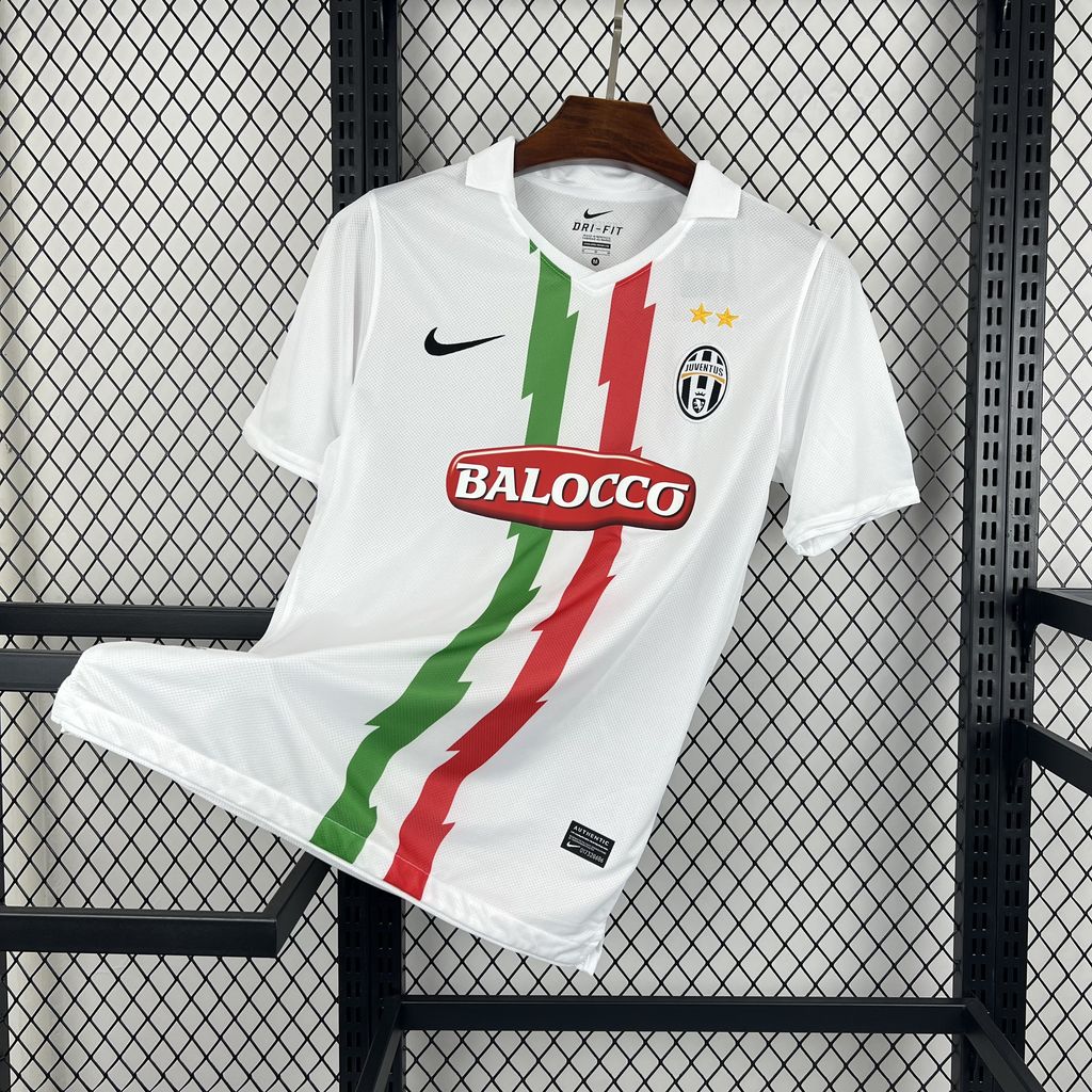 Juventus FC 2010-11 Away Jersey