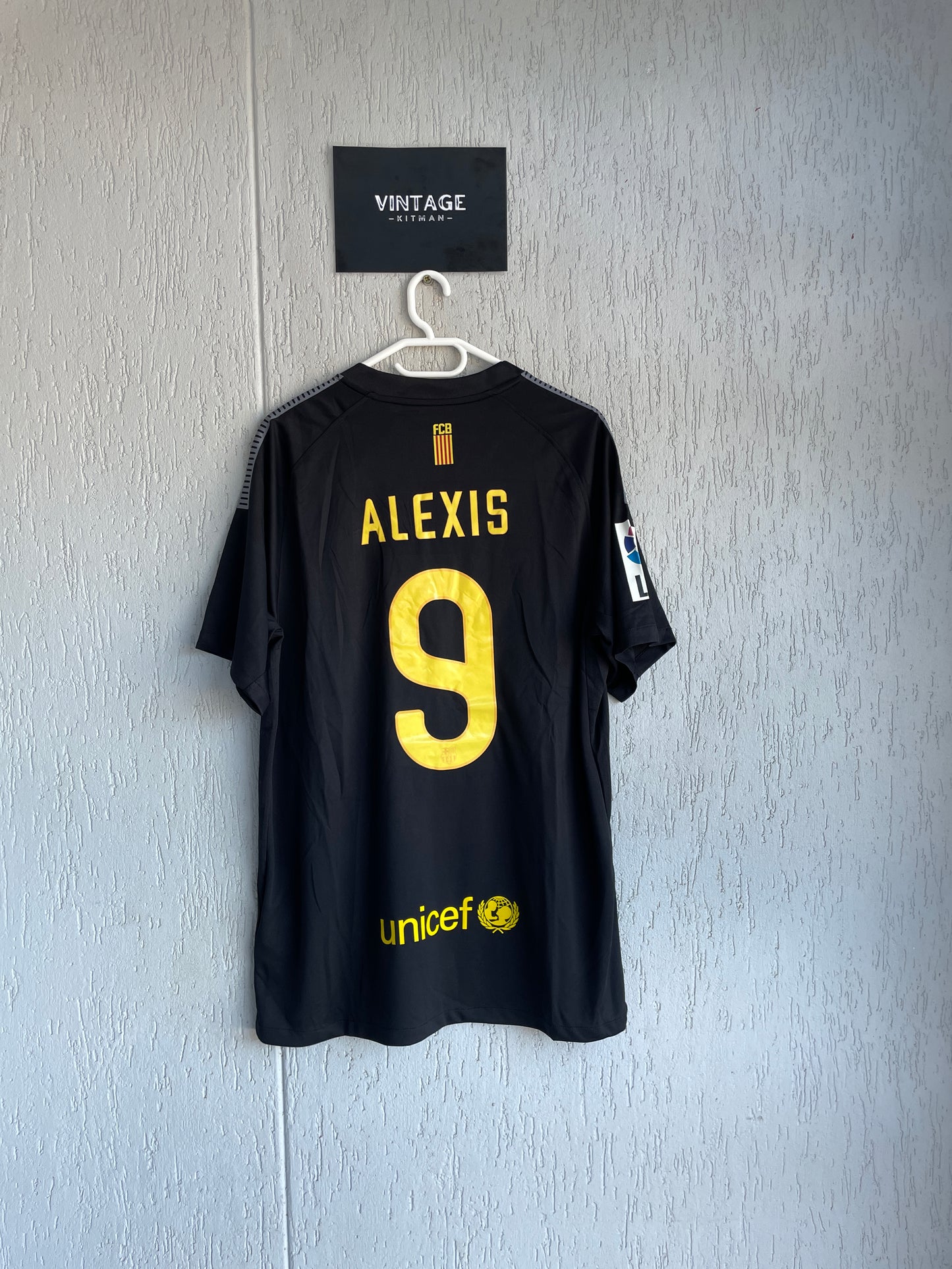 Barcelona 2011-12 Away Jersey + La Liga Patch - #9 ALEXIS (XL)