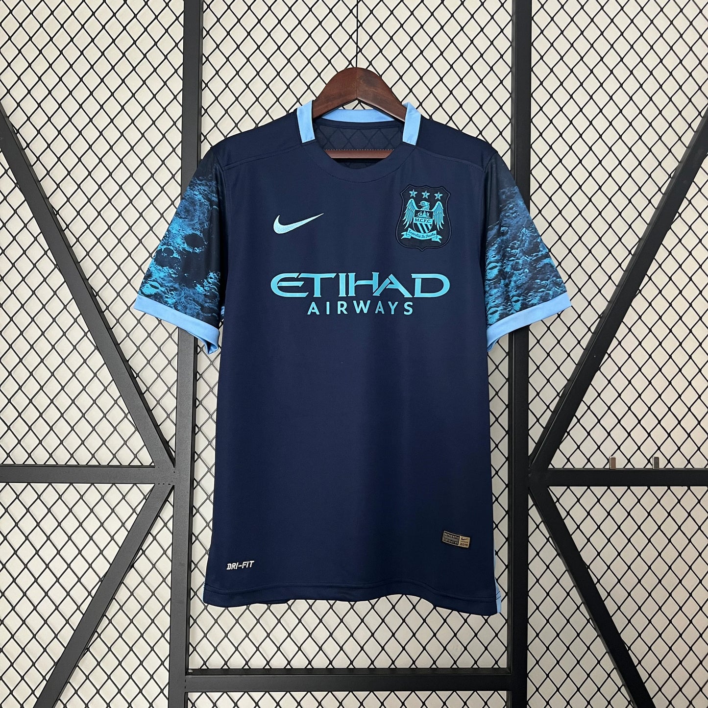 Manchester City 2015-16 Away Jersey