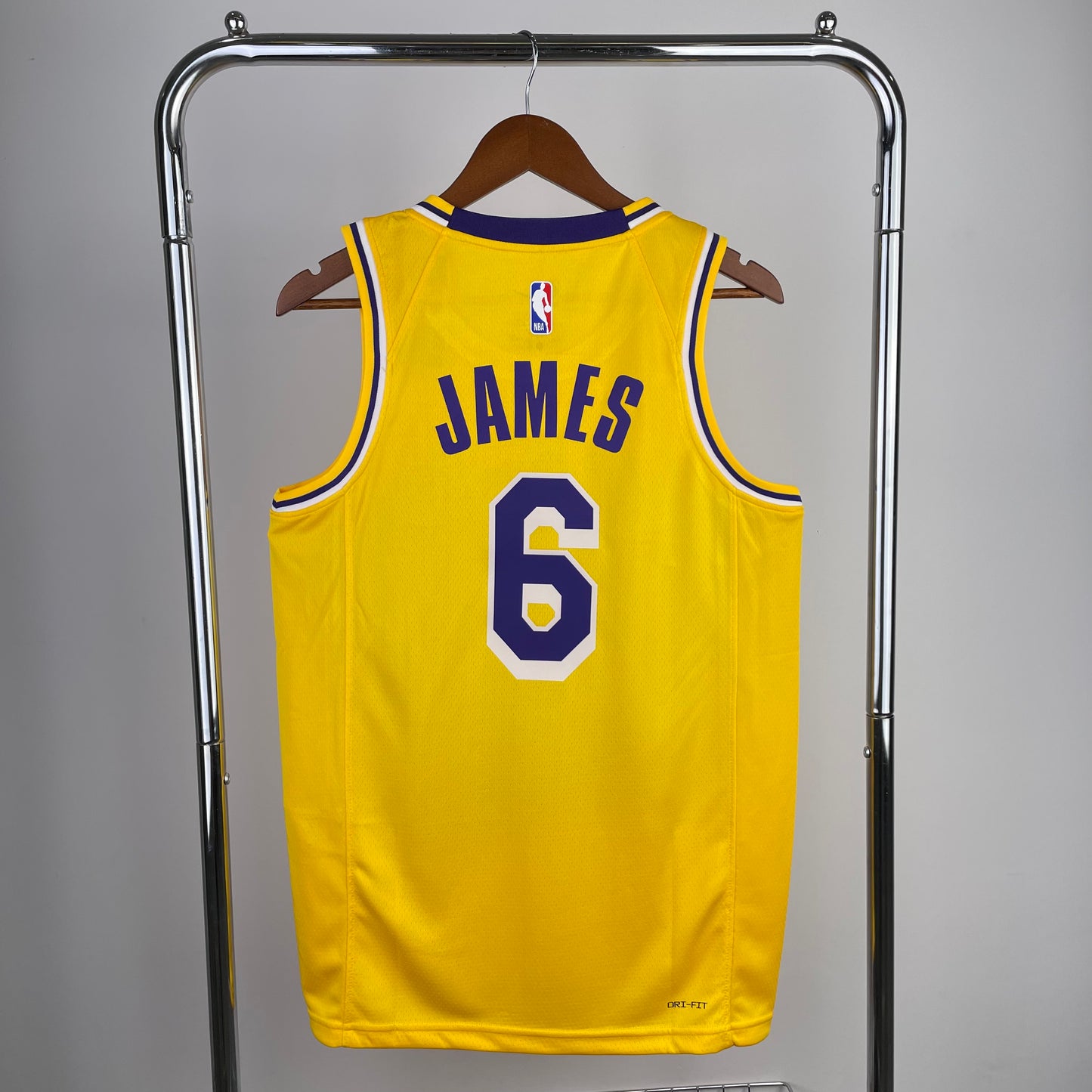 Los Angeles Lakers 2018-21 Nike Gold Swingman Jersey - Icon Edition