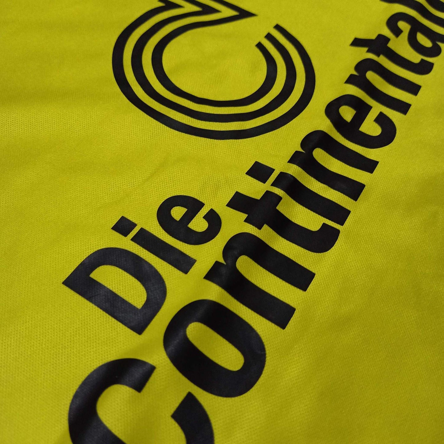 Borussia Dortmund 1995-1996 Home Jersey