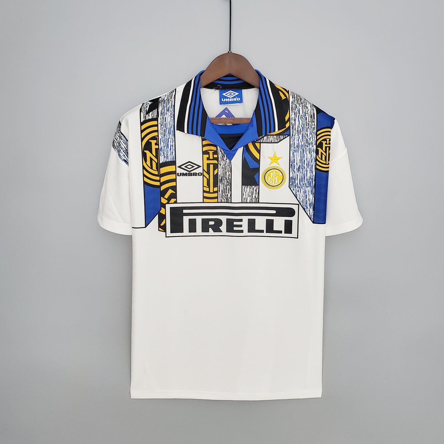 Inter Milan 1996-1997 Away Jersey