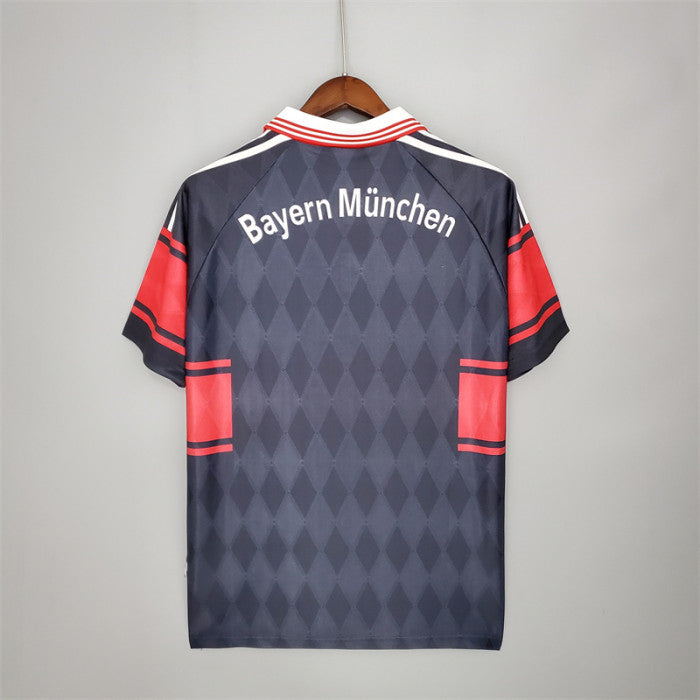 FC Bayern Munich 1997-1999 Home Jersey