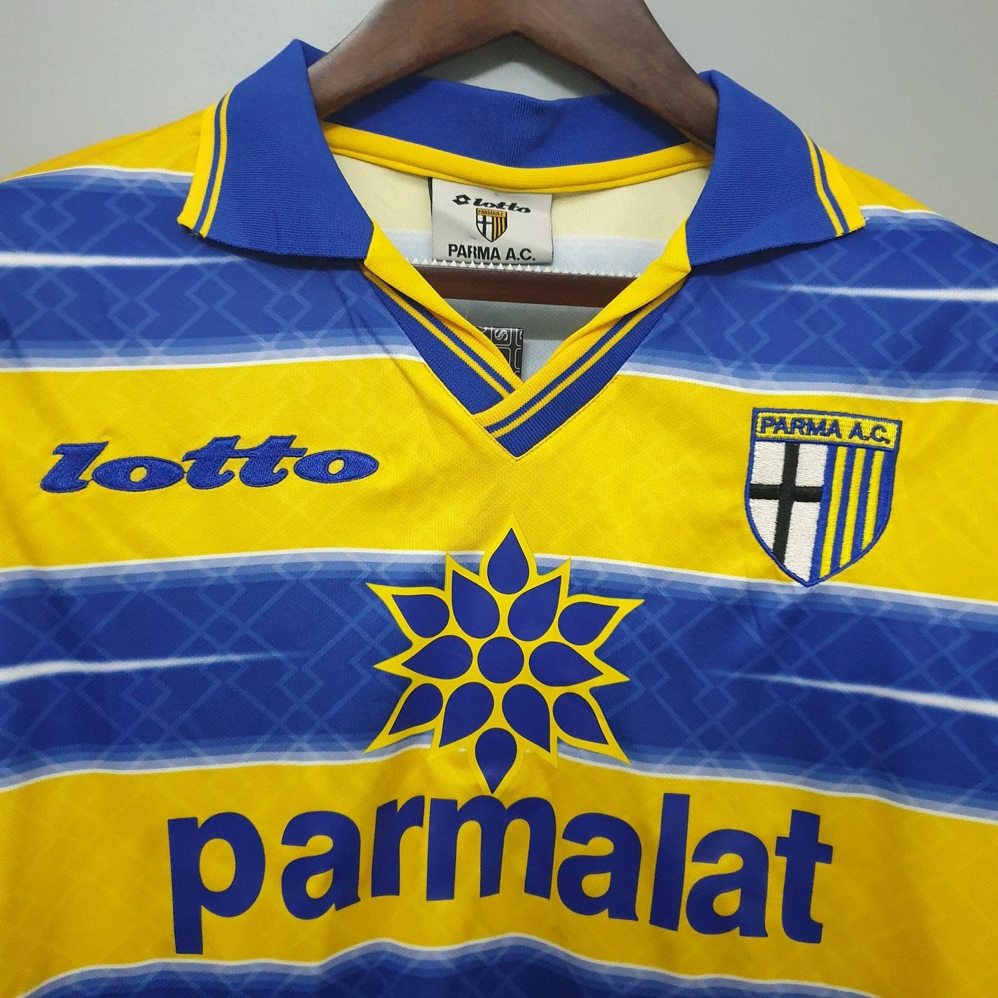 Parma FC 1998-1999 Home Jersey