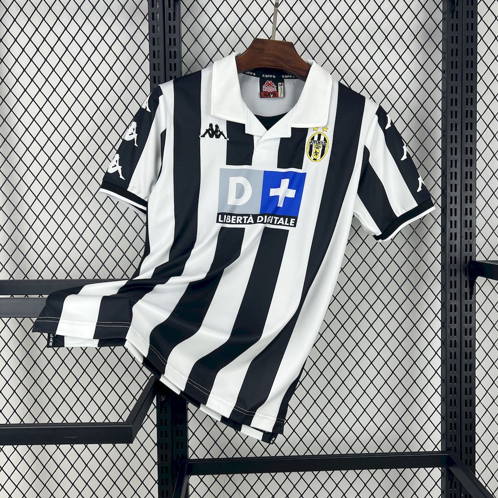 Juventus FC 1999-2000 Home Jersey