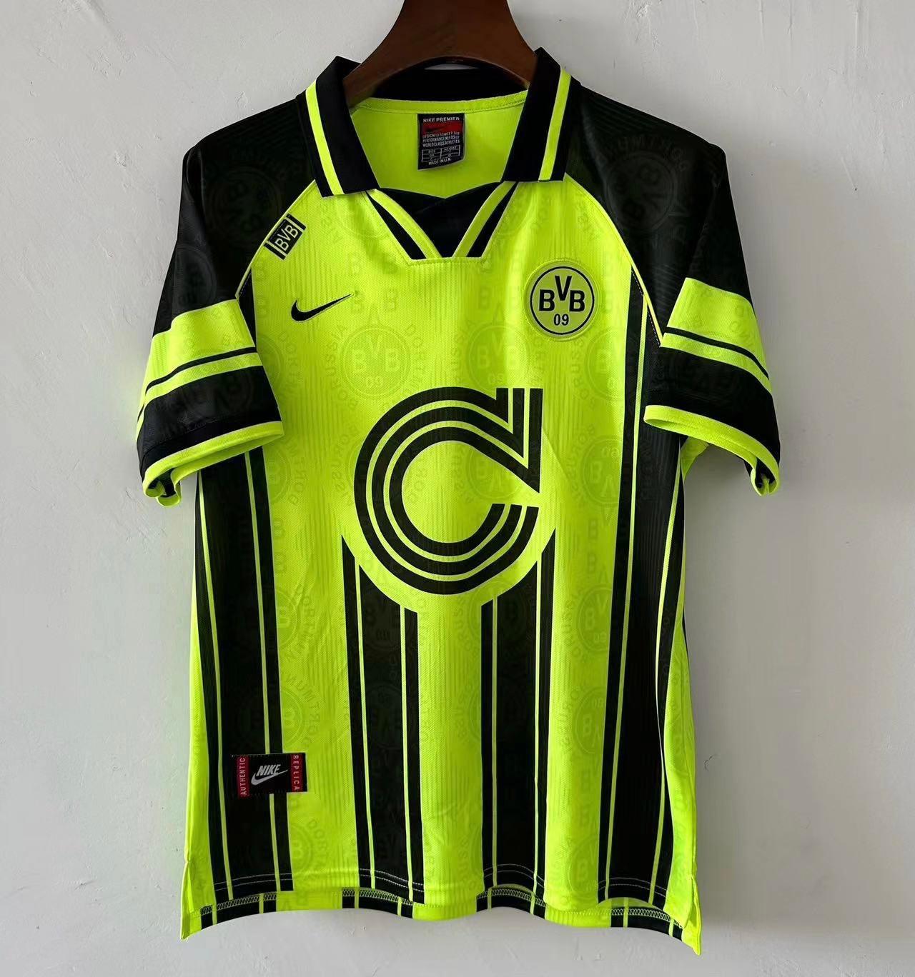 Borussia Dortmund 1996-97 European Home Jersey