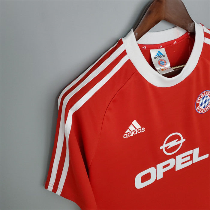 FC Bayern Munich 2000-2001 Home Jersey