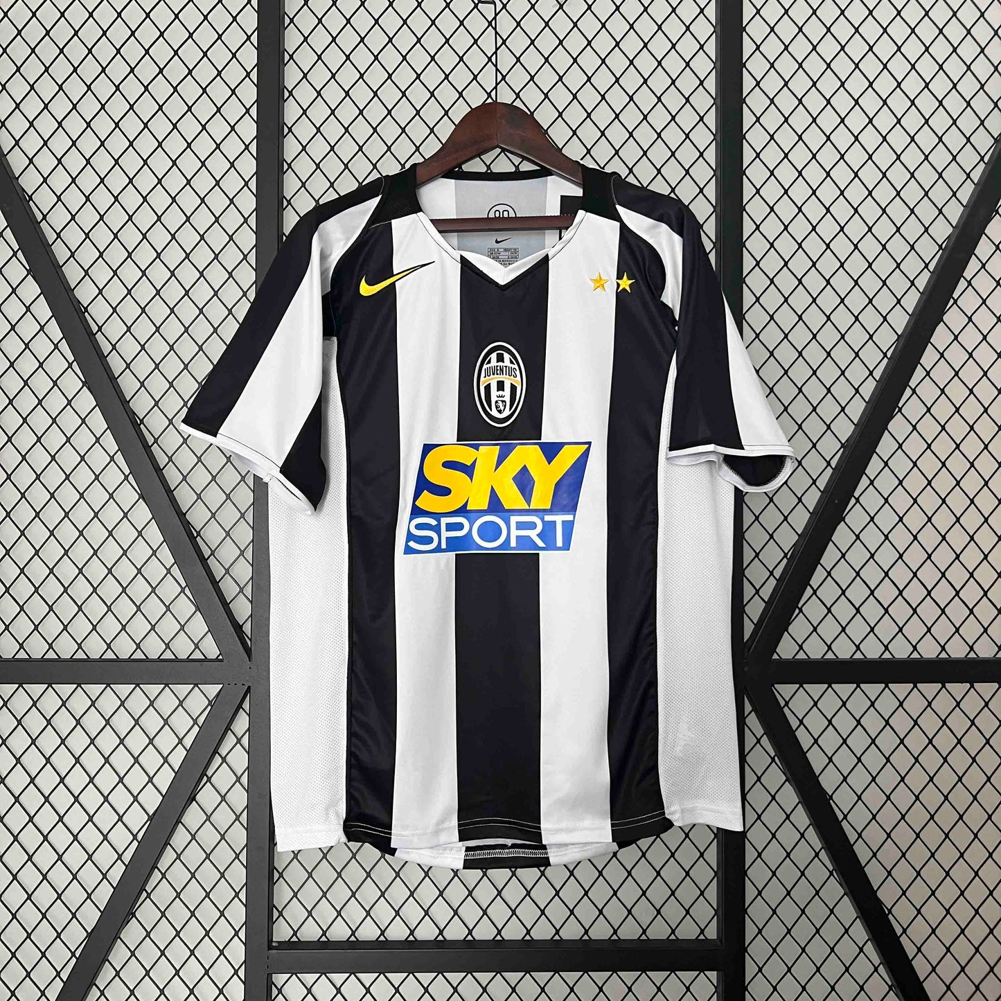 Juventus FC 2004-2005 Home Jersey