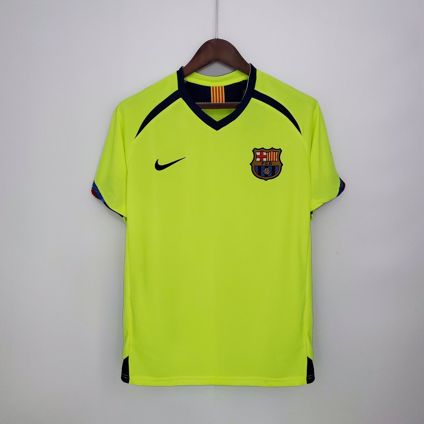 Barcelona FC 2005-06 Away Jersey