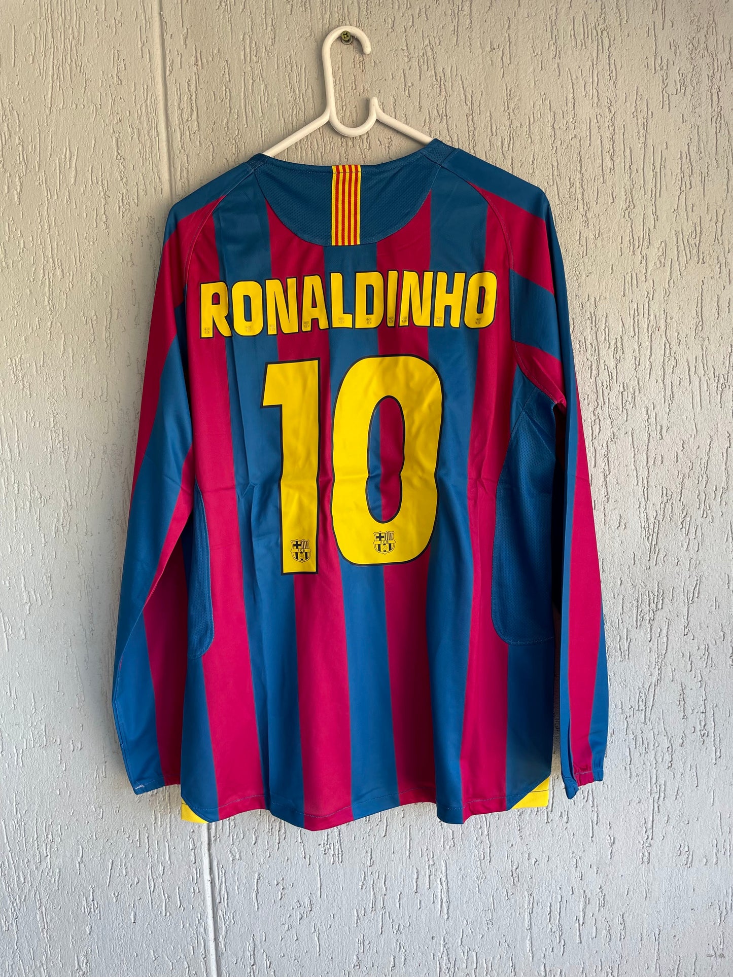 Barcelona FC 2005-2006 Home long Sleeve Jersey