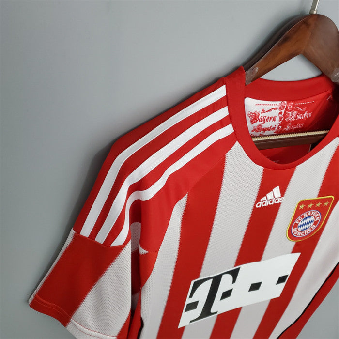 FC Bayern Munich 2010-2011 Home Jersey