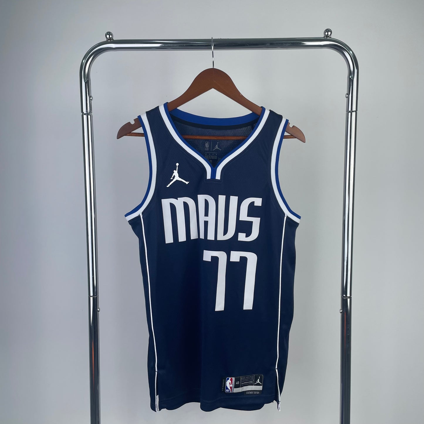 Dallas Mavericks 2022-23 Jordan Brand Navy Swingman Jersey - Statement Edition