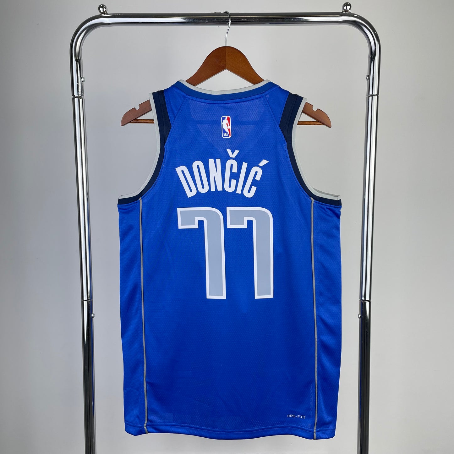 Dallas Mavericks 2022-23 Nike Blue Swingman Jersey - Classic Edition