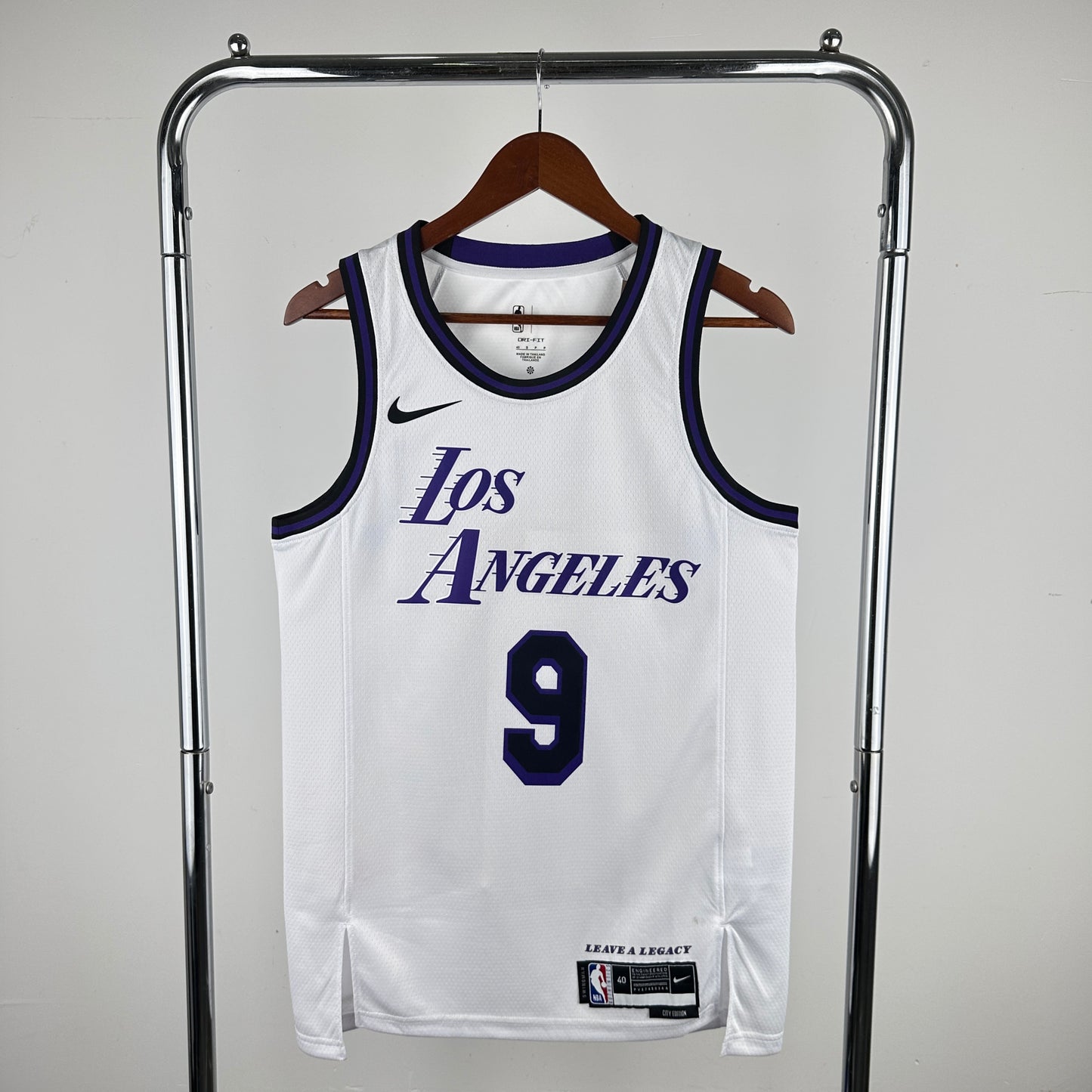 Los Angeles Lakers 2022-23 Nike White Swingman Jersey - City Edition