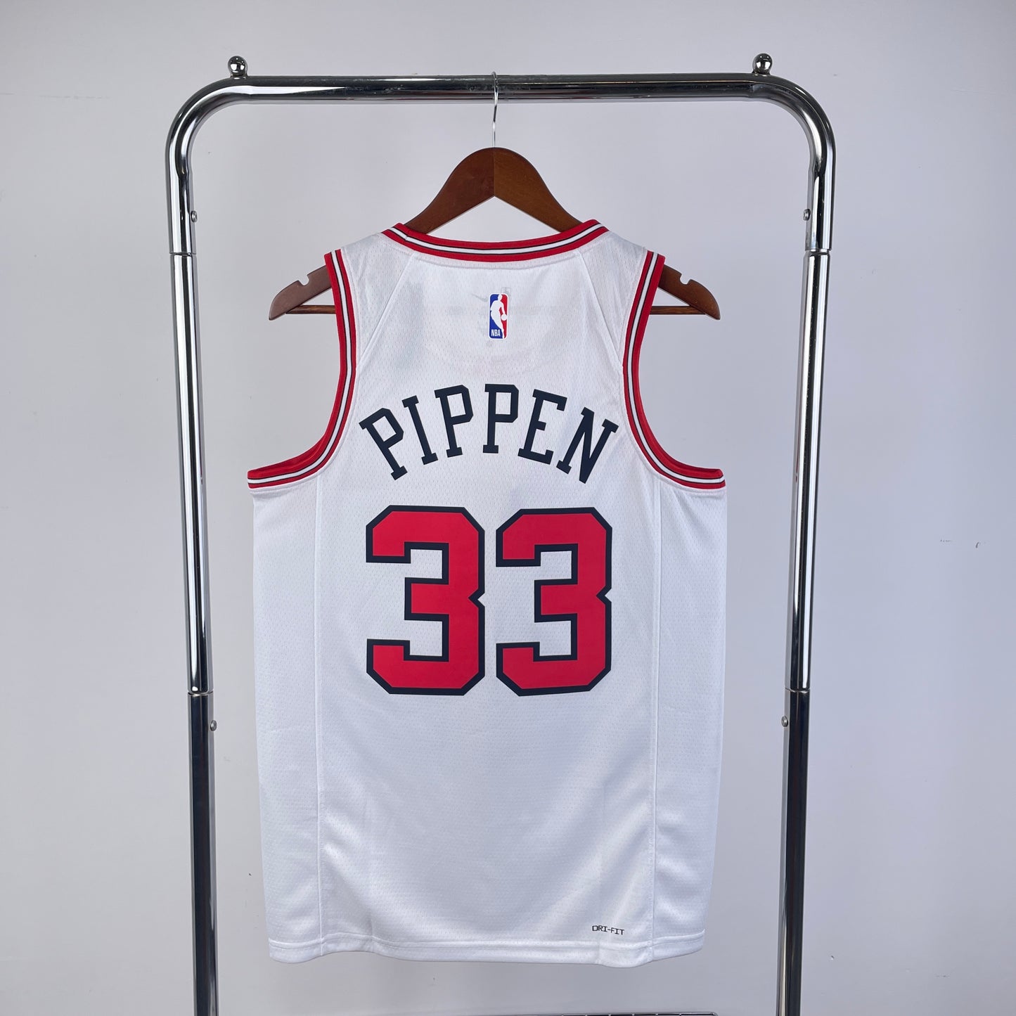 Chicago Bulls 2023-24 White Nike Swingman Jersey - Association Edition