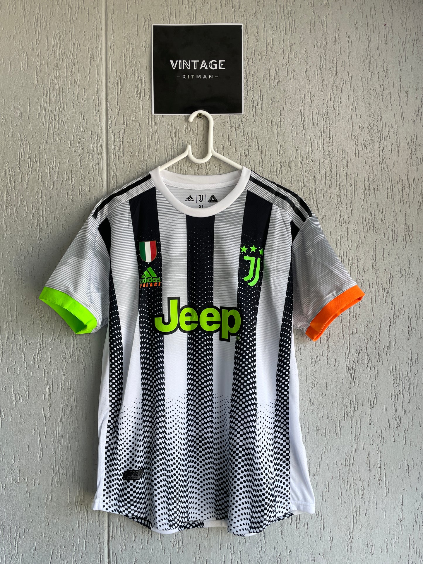 Juventus x Palace 2019-20 Fourth Jersey #7 RONALDO (L/XL)