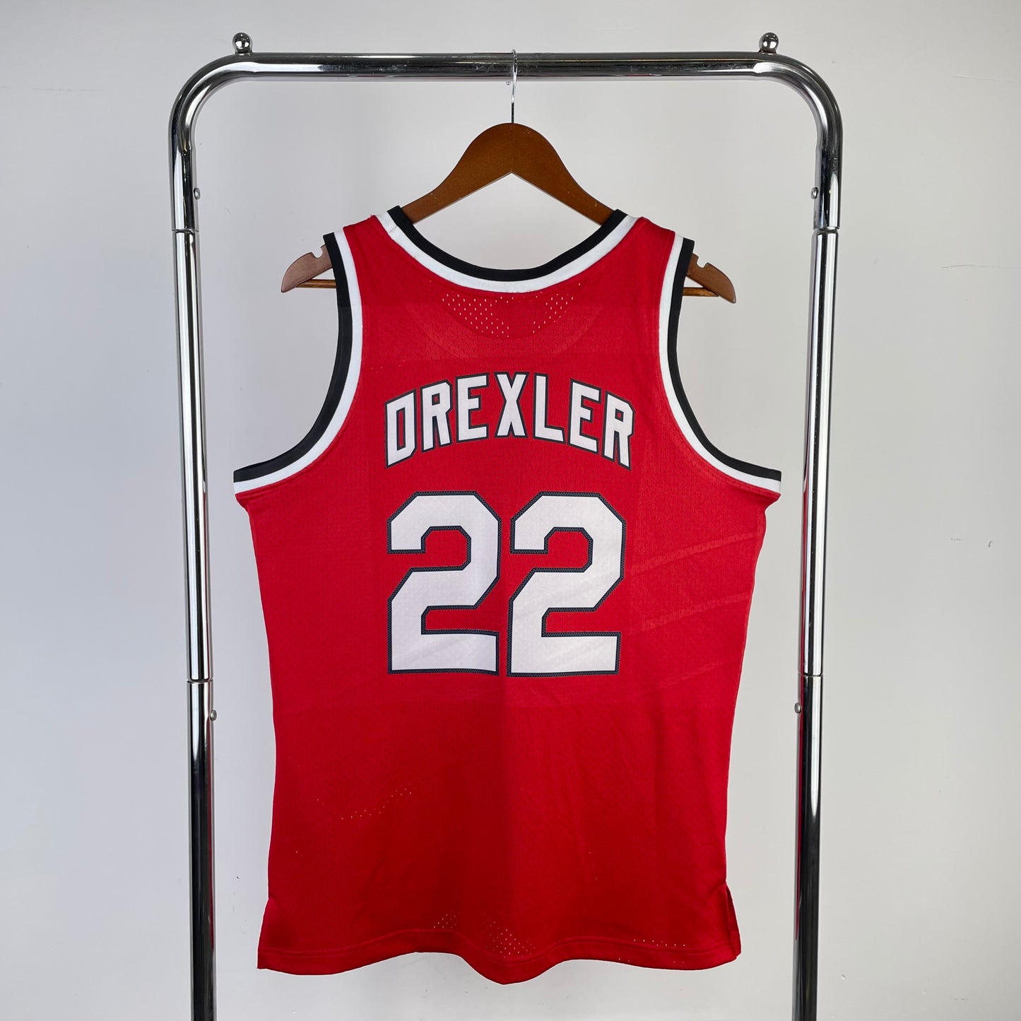 Portland Trail Blazers 1983-84 Clyde Drexler Red Mitchell & Ness Hardwood Classic Swingman Jersey