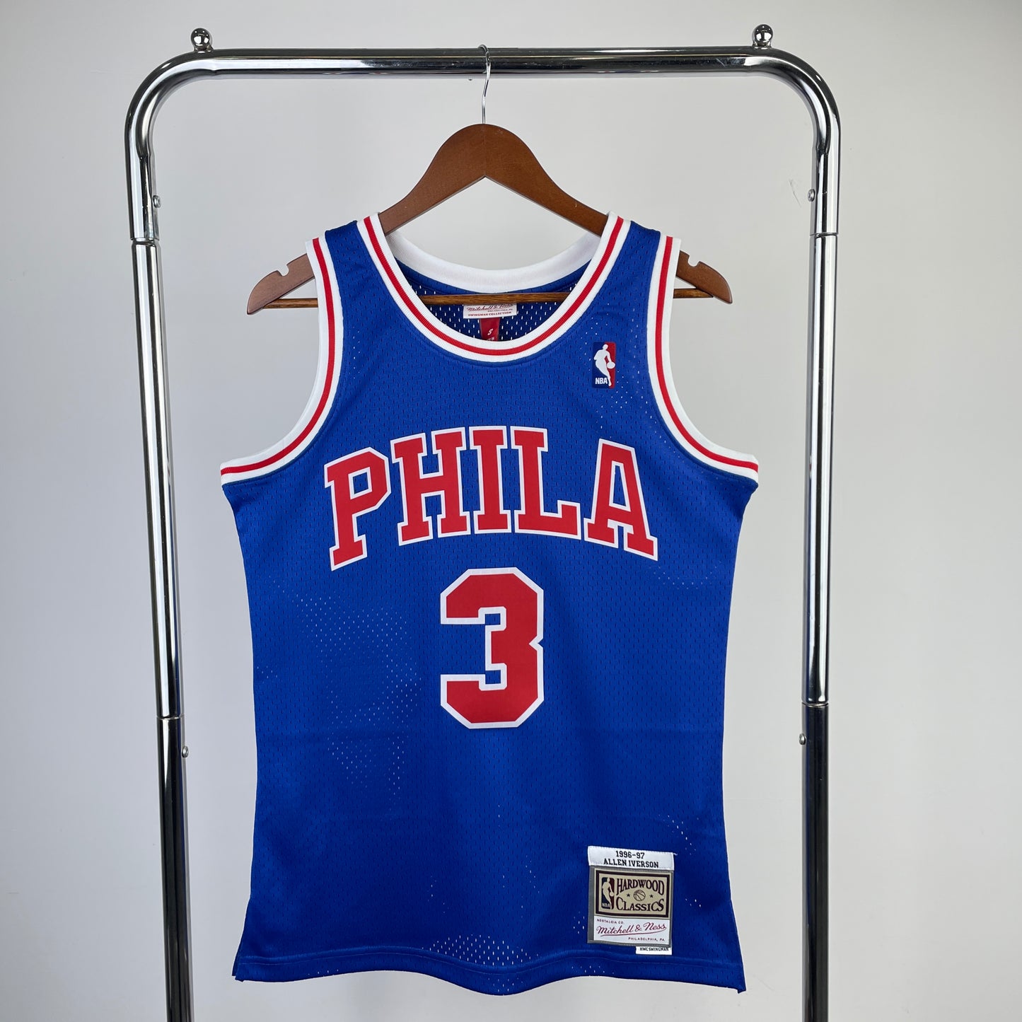 Philadelphia 76ers 1996-97 Allen Iverson Blue Mitchell & Ness Swingman Hardwood Classics Jersey