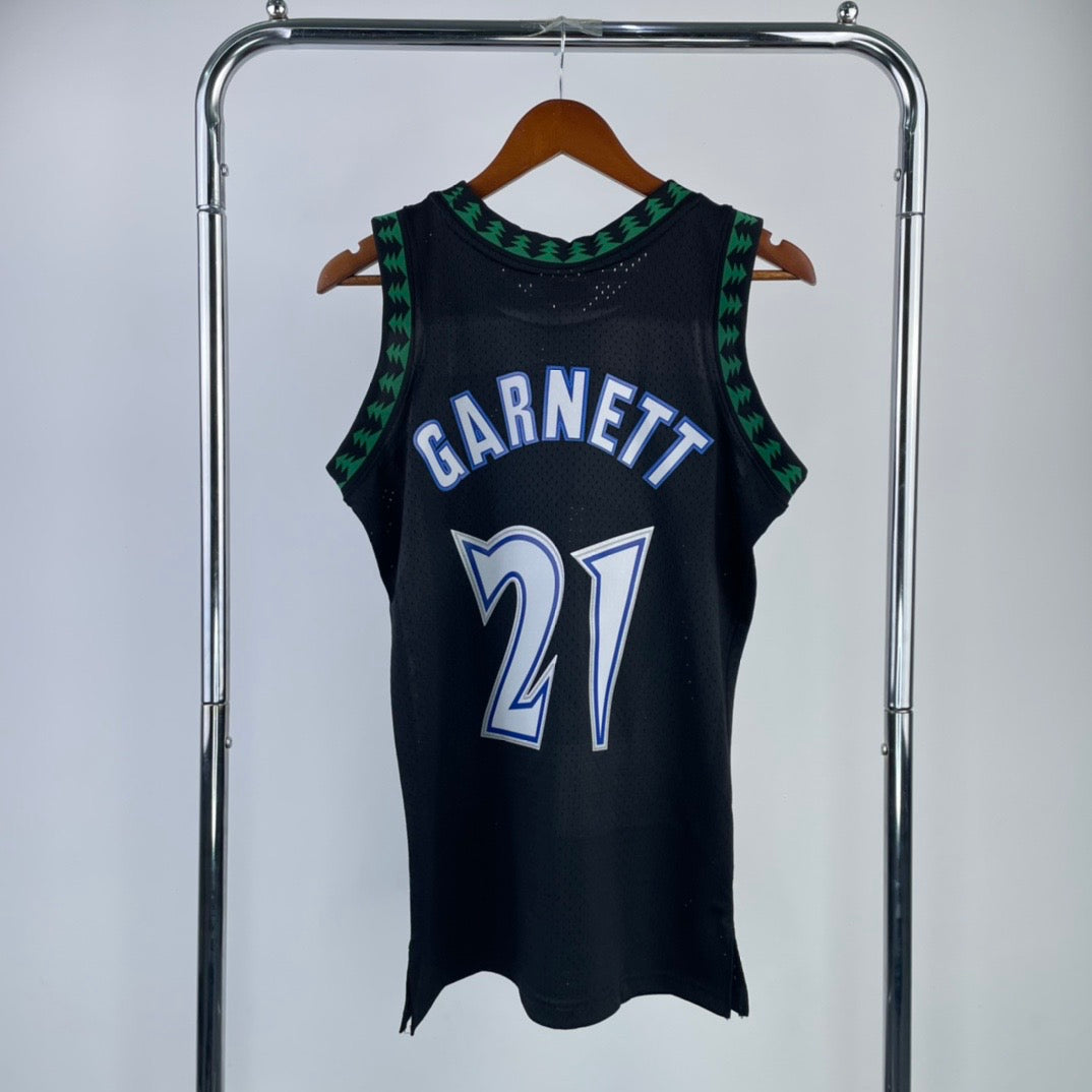 Minnesota Timberwolves 1997-98 Kevin Garnett Mitchell & Ness Hardwood Classics Black Swingman Jersey