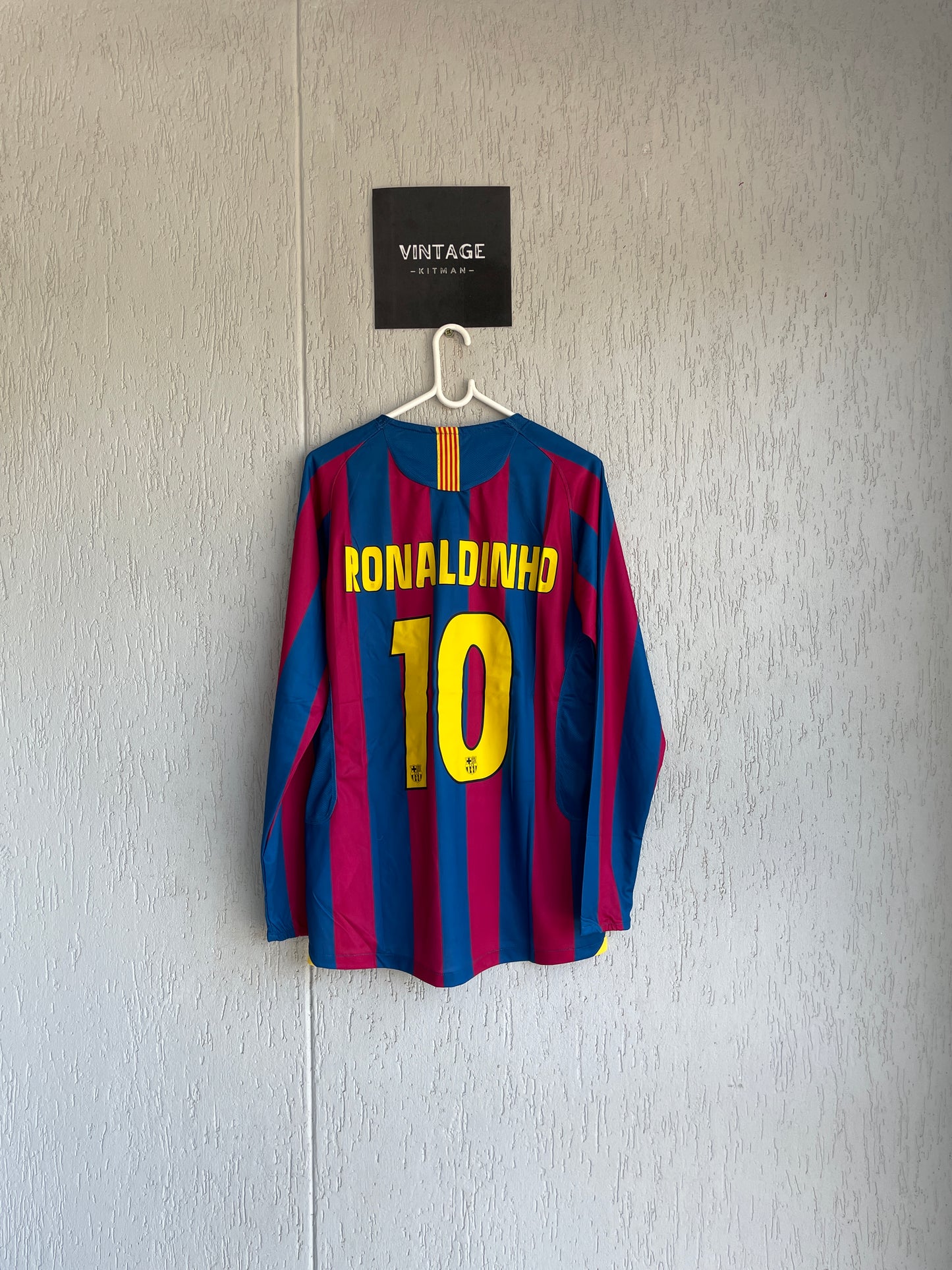 Barcelona FC 2005-2006 Home long Sleeve Jersey